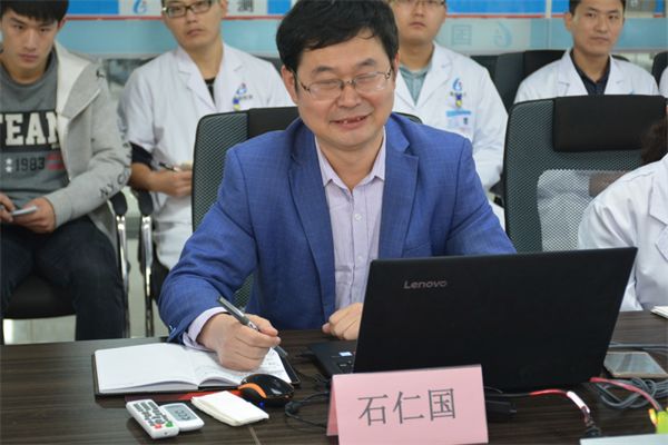 热烈欢迎质监局专家莅临山东国润环境检测有限公司指导审查